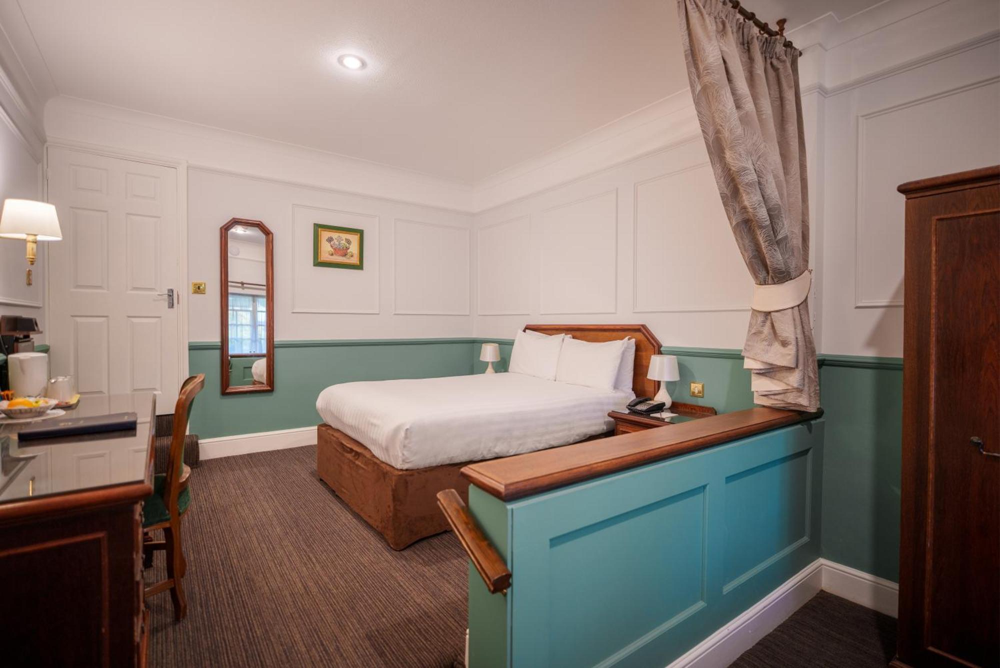 Marygreen Manor Μπρέντγουντ Εξωτερικό φωτογραφία